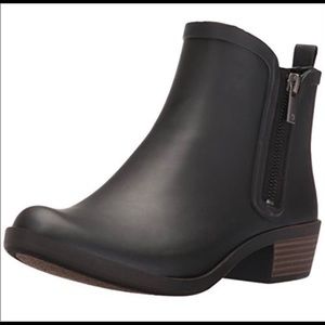 Lucky Basel Rain boogie with zipper- never worn